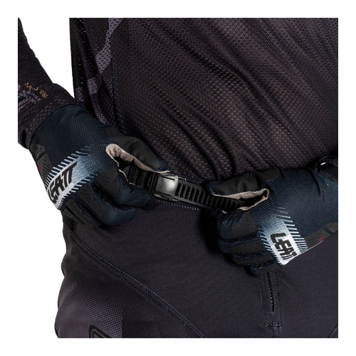 Leatt 2025 5.5 I.K.S Pant - Stealth (XL/US36/EU54)